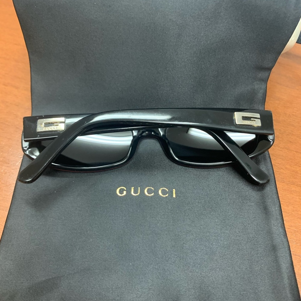 SOLD Gucci sun glasses 👓 SOLD